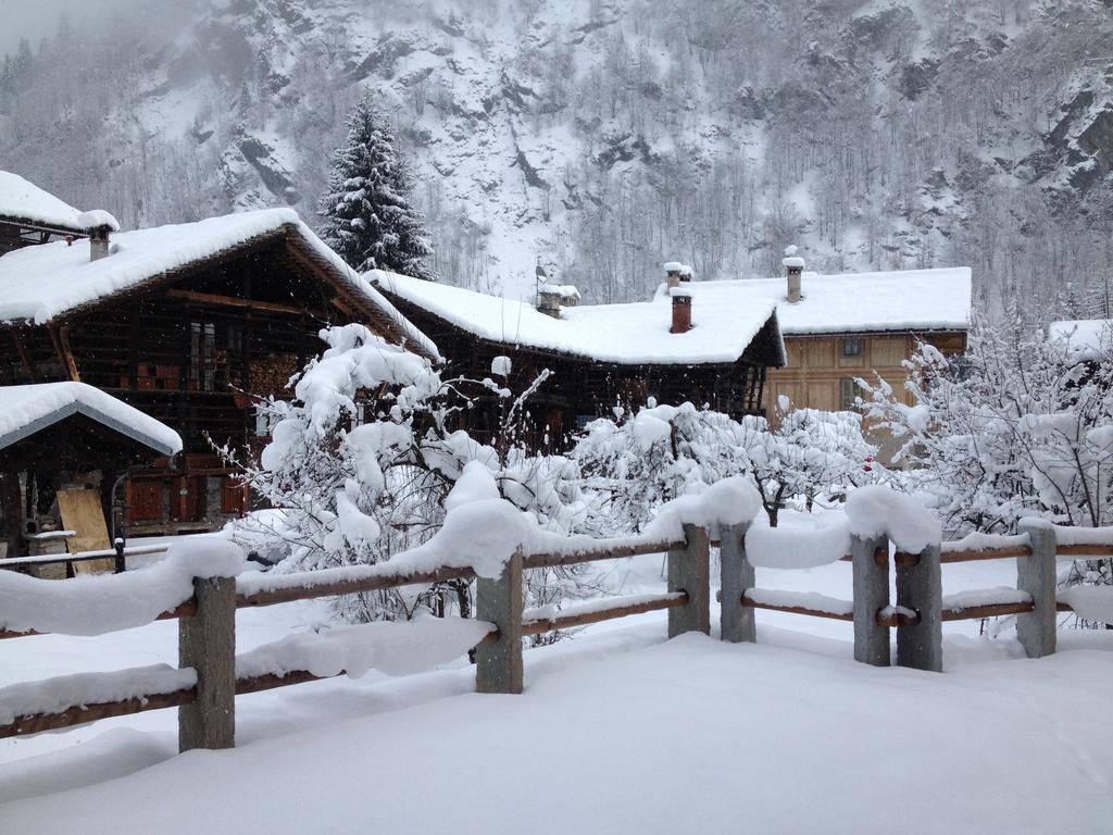 Mirtillo Blu Family Apartment Alagna Valsesia Eksteriør bilde