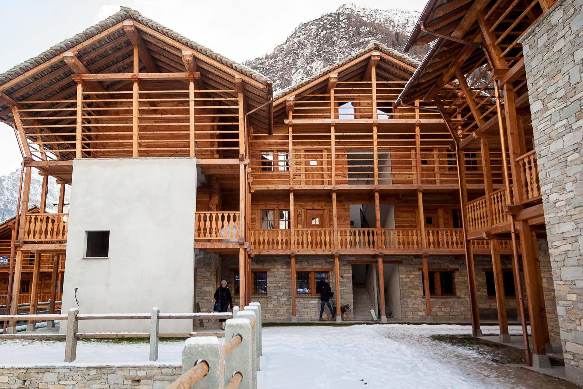 Mirtillo Blu Family Apartment Alagna Valsesia Eksteriør bilde